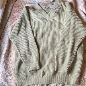 NWT Uniqlo Sweater